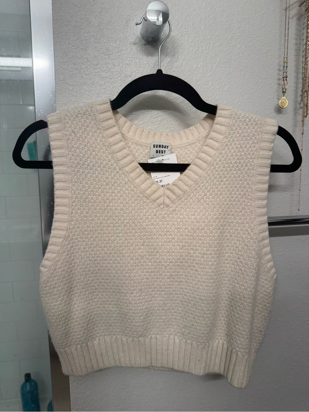 Sunday Best Ivory/Cream Sleeveless V-Neck Knit Sweater Vest